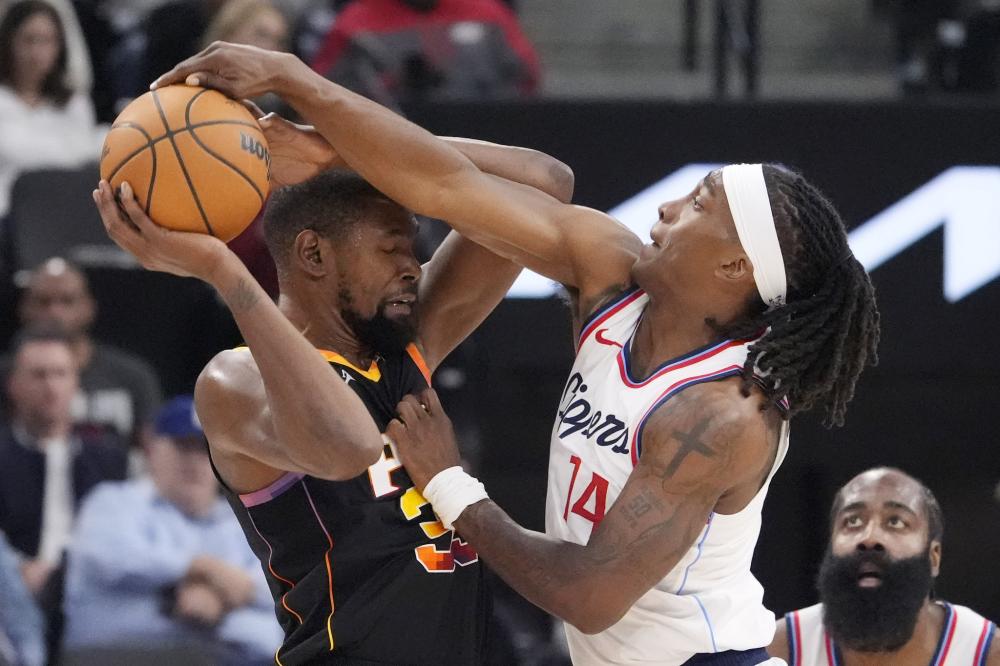 牢牢控制着 牢牢控制着